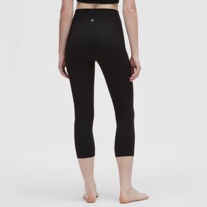 Lululemon Capri black leggings